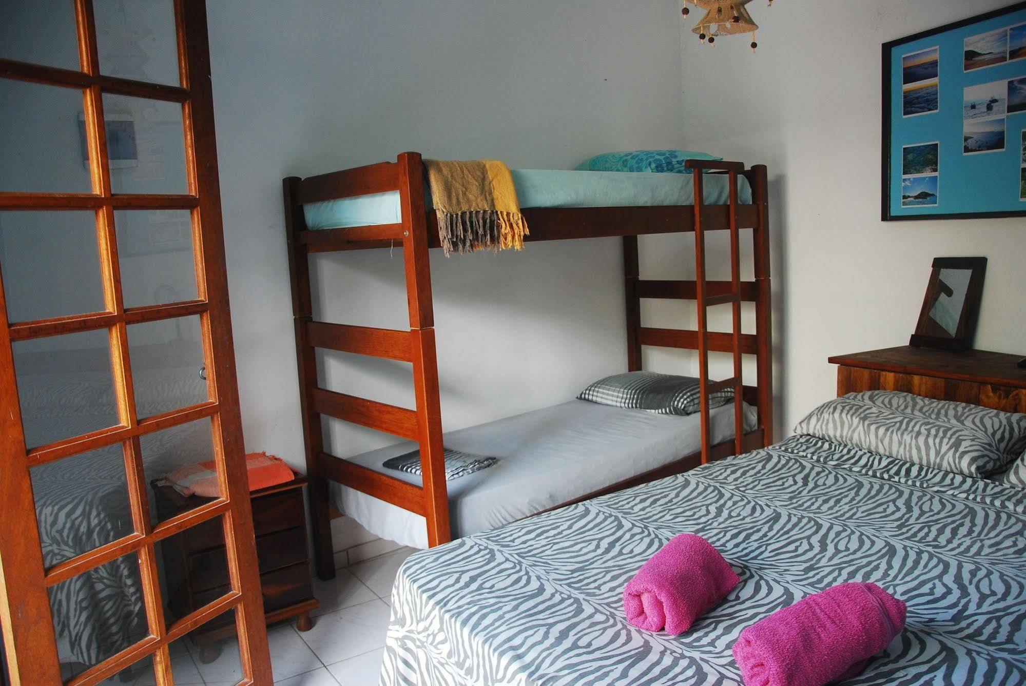 Samblumba Hostel Trindade Trindade  Exteriör bild